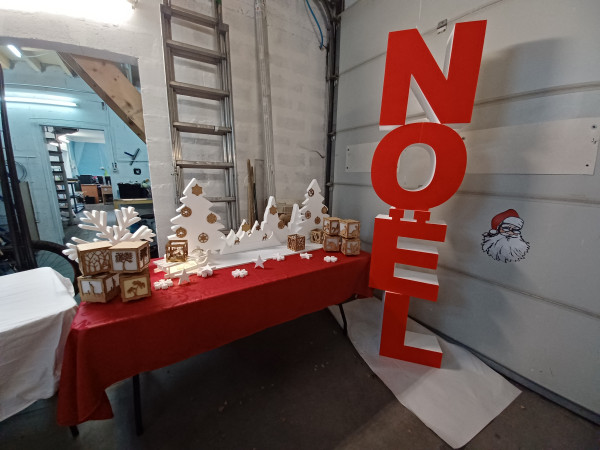 Lettres découpées dans le 91